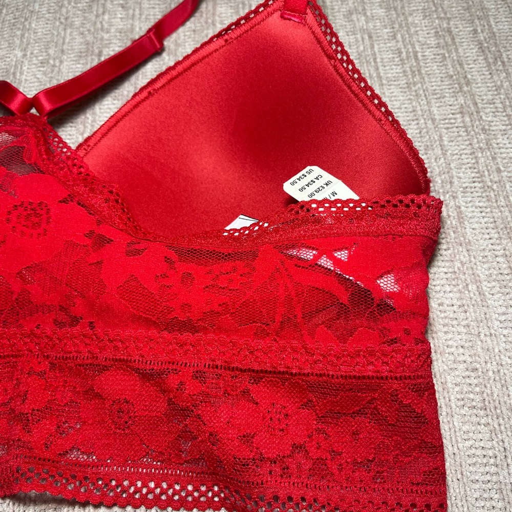 Victoria's Secret Vibrant Red Lace Bra - Picture 4 of 6